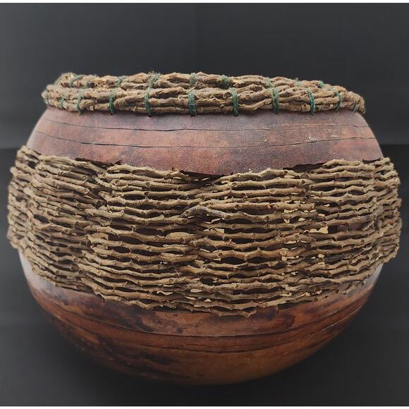 Natural Gourd Basket weaved twigs and hand painted - Picture 2 of 15